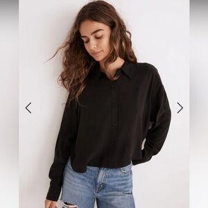 Madewell Lusterweave Crop Shirt in Black.